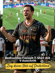 Herren-T-Shirt in Schwarz mit klassischem deutschen Fußball-Print, lässiger V-Ausschnitt