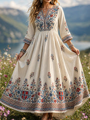 Damenkleid im Retro-Stil nach skandinavischer Art aus Baumwolle und Leinen mit norwegischem Kunstdruck