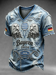 Herren-T-Shirt im Denim-Stil mit bayerischem Adler-Print, Patchwork-Optik und V-Ausschnitt – lässig und modisch