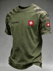 Herren-Oberteil mit kurzen Ärmeln und vintage Militär-Camouflage-Print
