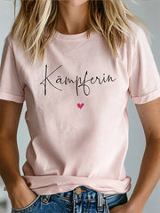 T-Shirt mit Aufdruck zur Brustkrebsbewusstseinsbildung bei Frauen