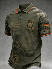 Herren-Poloshirt mit kurzen Ärmeln und vintage Militär-Print