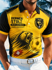 Herren-Poloshirt mit kurzen Ärmeln und aufwendigem Vereinsgrafik-Druck