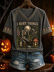 Halloween Floral Casual T-Shirt für Frauen "Ich begrabe Dinge, meistens Pflanzen, manchmal Menschen"