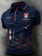 Herren-Poloshirt mit kurzen Ärmeln und urbanem, erinnerungsträchtigem Grafikdruck