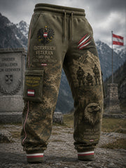 Herrenhose mit militärischem Jubiläumsdruck