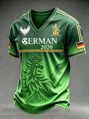 Herren-T-Shirt in Grün, Deutschland-Design 2026, lässig mit V-Ausschnitt und Fußball-Print
