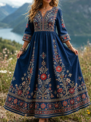 Damenkleid im Retro-Stil nach skandinavischer Art aus Baumwolle und Leinen mit norwegischem Kunstdruck
