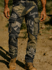 Herrenhose mit österreichischem Tarnmuster und künstlerischem Print