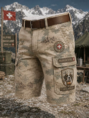 Herren-Cargohose mit militärischem Camouflage-Print und verkürztem Schnitt
