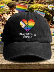 Unisex Stay Stong Berlin Hut