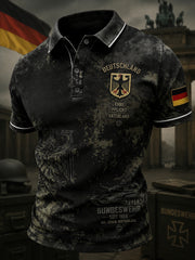 Herren-Poloshirt mit kurzen Ärmeln und vintage Militär-Print