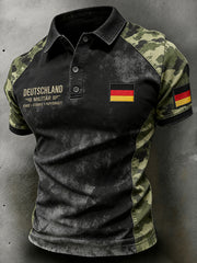 Herren-Poloshirt mit kurzen Ärmeln und vintage Militär-Print