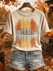 Kuscheliges Kurzarm-T-Shirt für Damen mit Herbstmotiv und Baumspiegelung