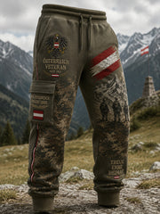 Herrenhose mit militärischem Jubiläumsdruck