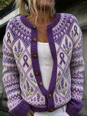 Damen-Strickjacke im Cardigan-Stil mit violettem Blumenmuster und lila Spendenschleifenmotiv, lässig bedruckt