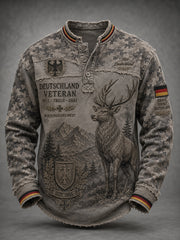 Herren-Longsleeve mit Camouflage-Print zum Gedenken an Veteranen