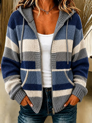 Kuscheliger Strickhoodie für Damen