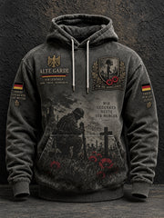 Herren-Kapuzenpullover im Vintage-Stil mit einem Veteranen-Motiv zum Volkstrauertag