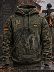 Herren-Kapuzenpullover im Vintage-Stil mit einem Veteranen-Motiv zum Volkstrauertag