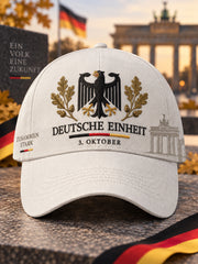 Gedenk-Mütze mit grafischem Aufdruck zum Tag der Einheit der Männer